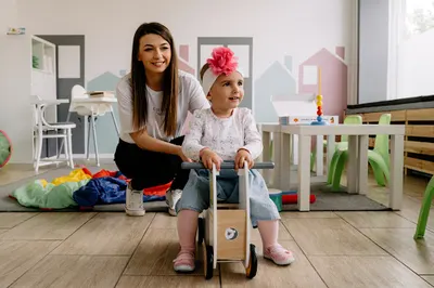 TU ROSNĘ Centrum Rozwoju Dziecka